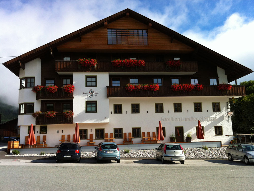 Familiehotel Landhotel Stern Obsteig in Tirol - Bergundbahn.com