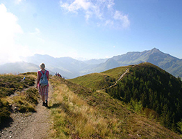 10 onmisbare spullen voor in je wandelrugzak