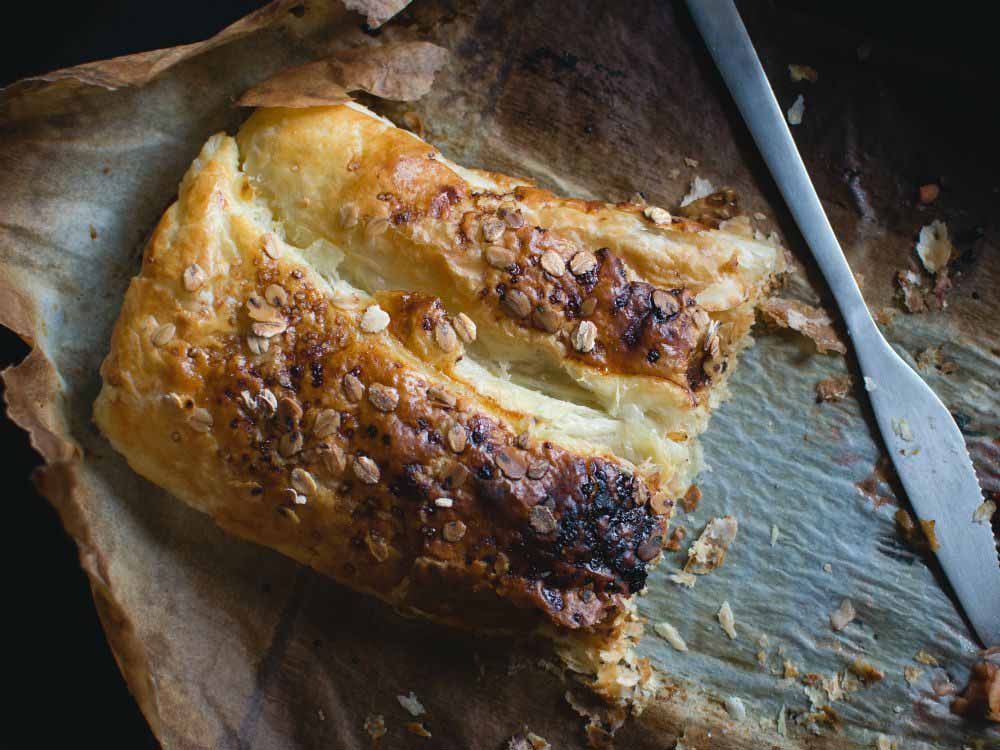 Wachauer Topfenstrudel recipe - quark strudel with apricots - Bergundbahn.com